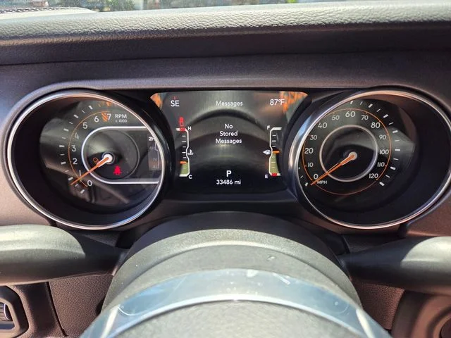 Used 2023 Black Jeep Mojave image 31