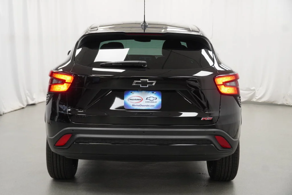 New 2026 Mosaic Black Metallic Chevrolet 1RS image 14
