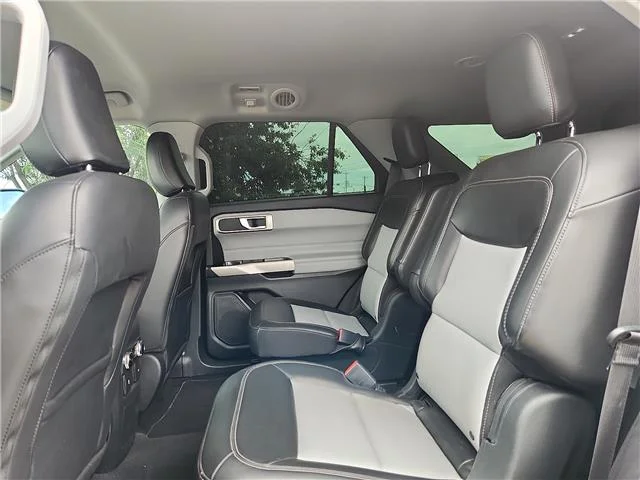 Used 2022 Carbonized Gray Metallic Ford XLT 4x2 image 8