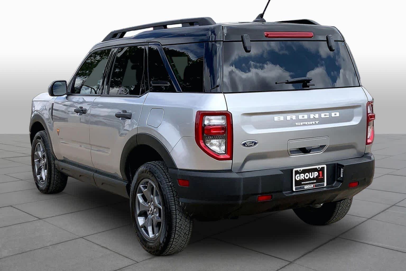 Used 2021 Iconic Silver Metallic Ford Badlands image 12