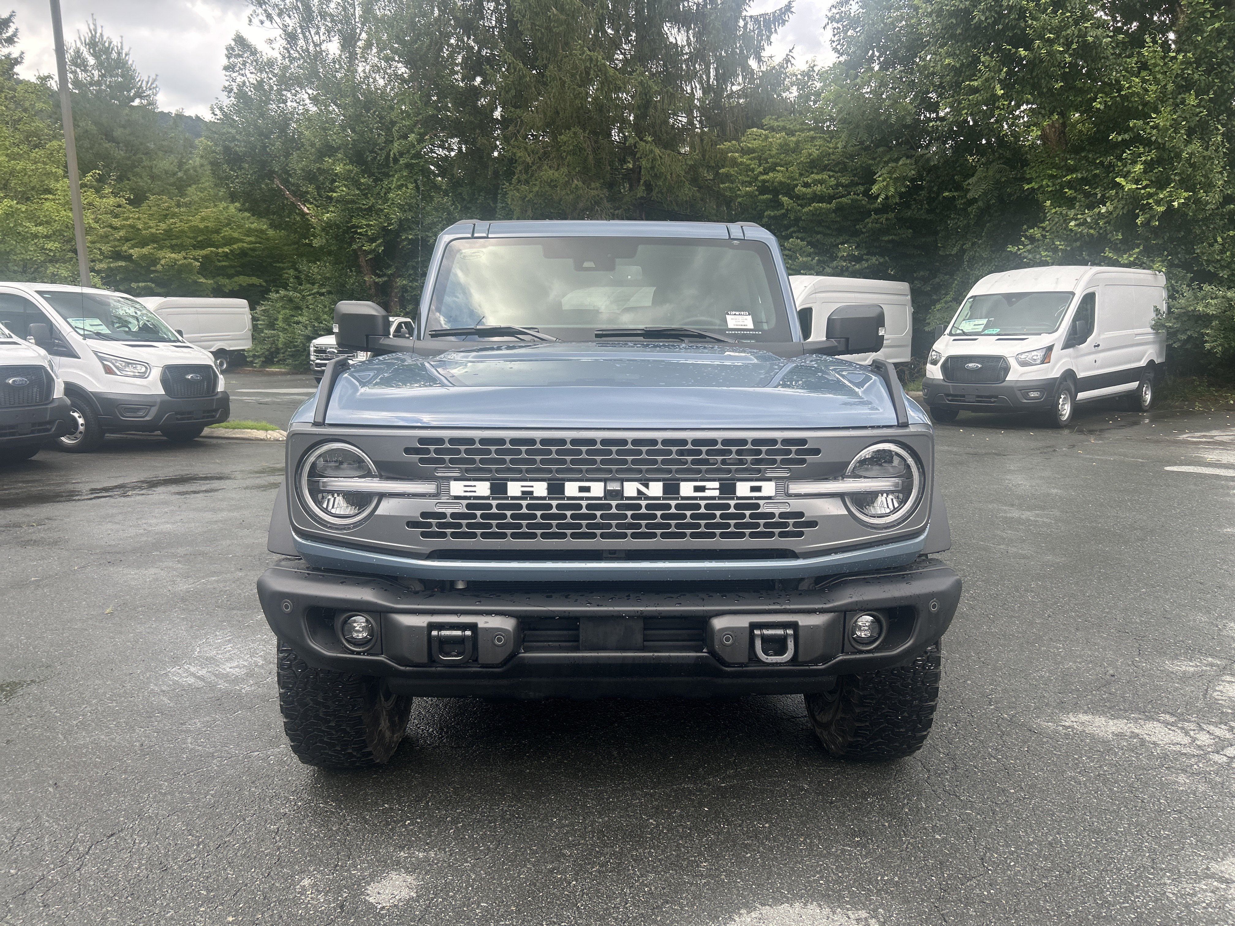 Used 2025 Azure Gray Metallic Ford Badlands image 2