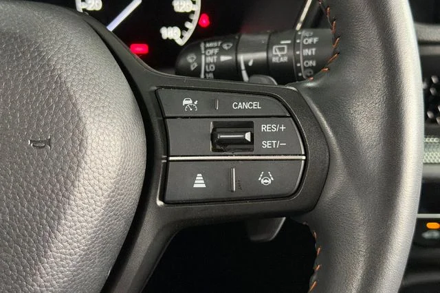 Certified Used 2025 Meteorite Gray Metallic Honda Sport-L image 32