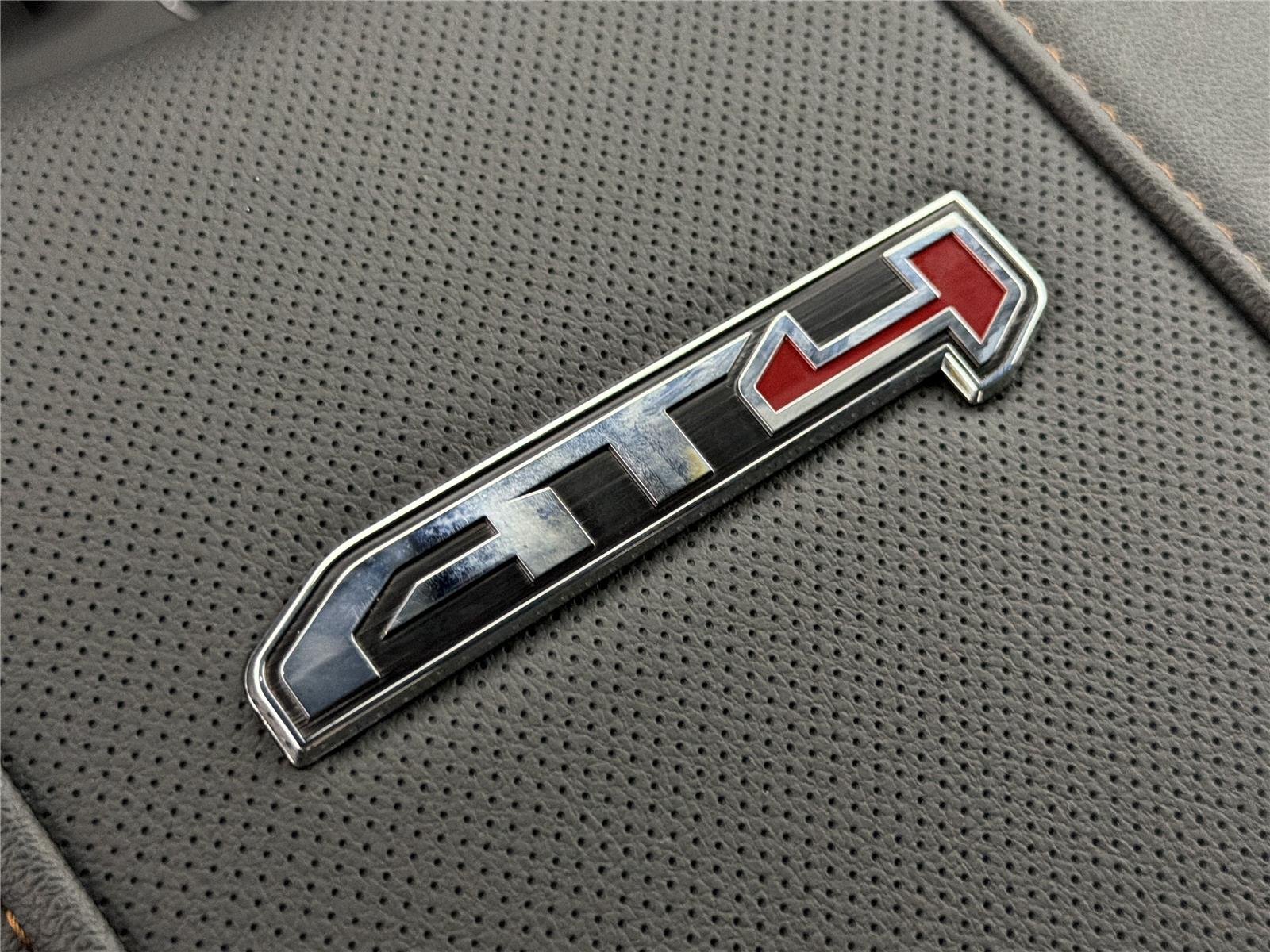 2026 GMC Sierra 2500HD AT4 - Photo 32
