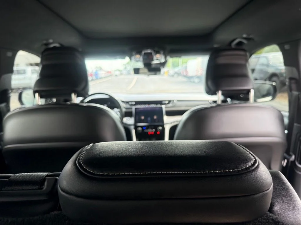 Used 2021 White/off-white Jeep Overland image 60