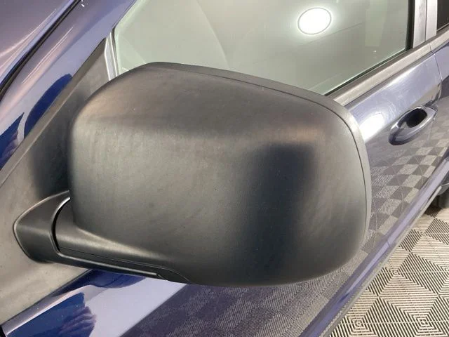 Used 2018 Blue Dodge SE image 9