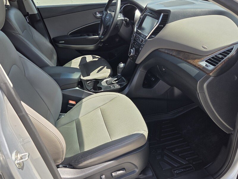 Used 2017 Silver HYUNDAI SE ULTIMATE 3.3L AUTO image 17