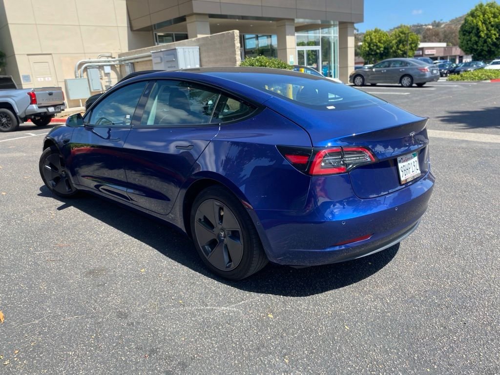Used 2022 Blue Tesla Long Range image 3