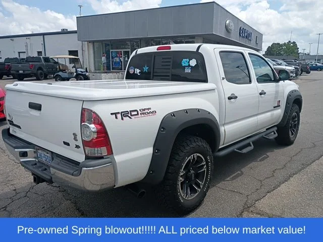Used 2014 White Toyota Prerunner image 7