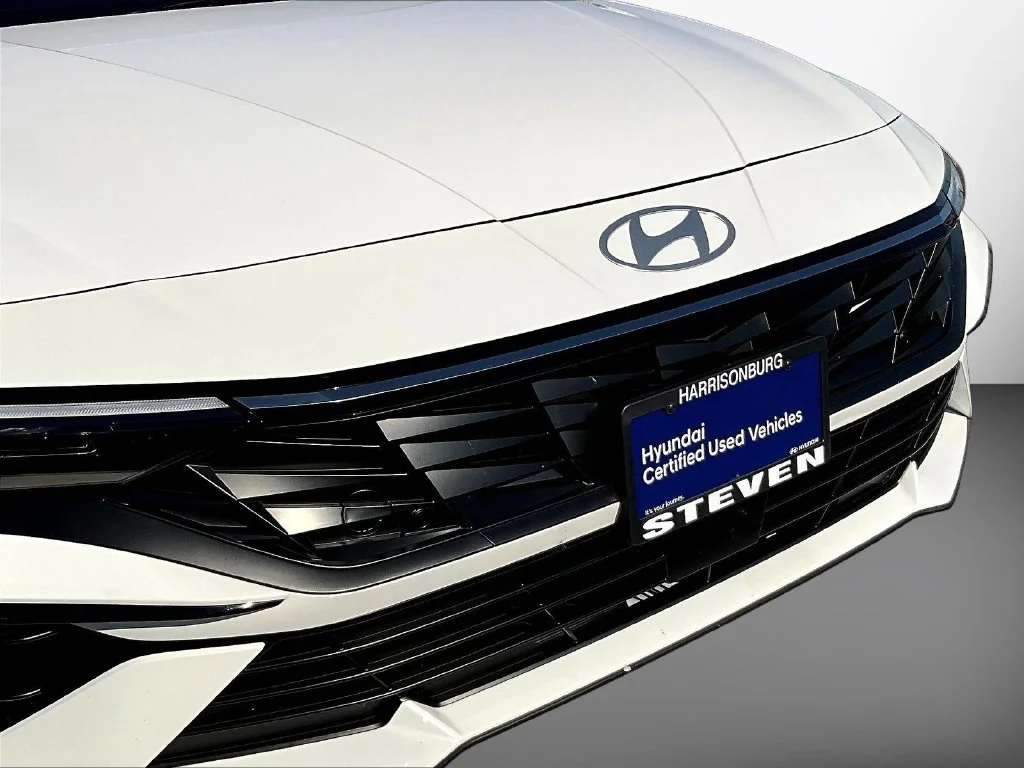 Used 2026 White Hyundai Limited image 33