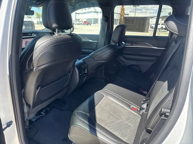 2026 Jeep Grand Cherokee Laredo - Photo 9