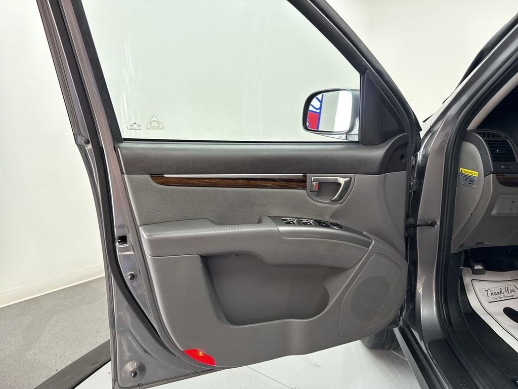 2010 Hyundai Santa Fe SE - Photo 12
