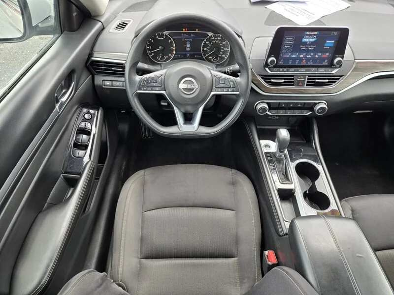 Used 2023 Brilliant Silver Metallic Nissan 2.5 SV image 9
