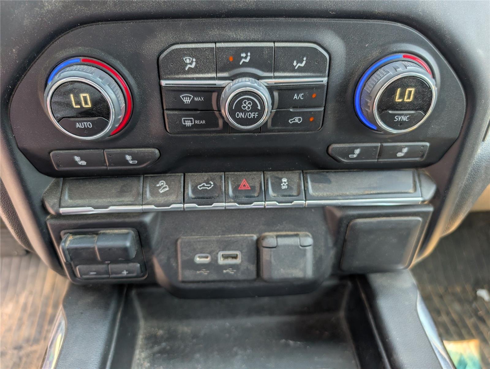 Used 2021 SATIN STEEL METALLIC Chevrolet LT Trail Boss image 20