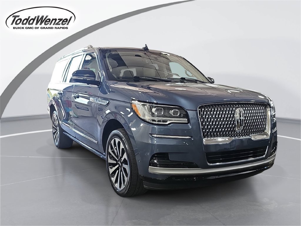 2023 Lincoln Navigator