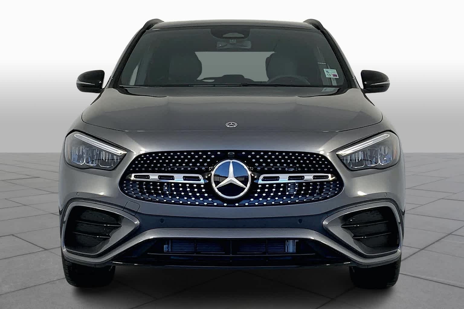 New 2025 Mountain Grey Metallic Mercedes-Benz GLA 250 image 3