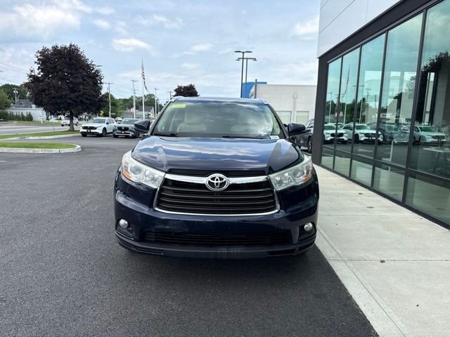 Used 2014 Blue Toyota XLE V6 image 7