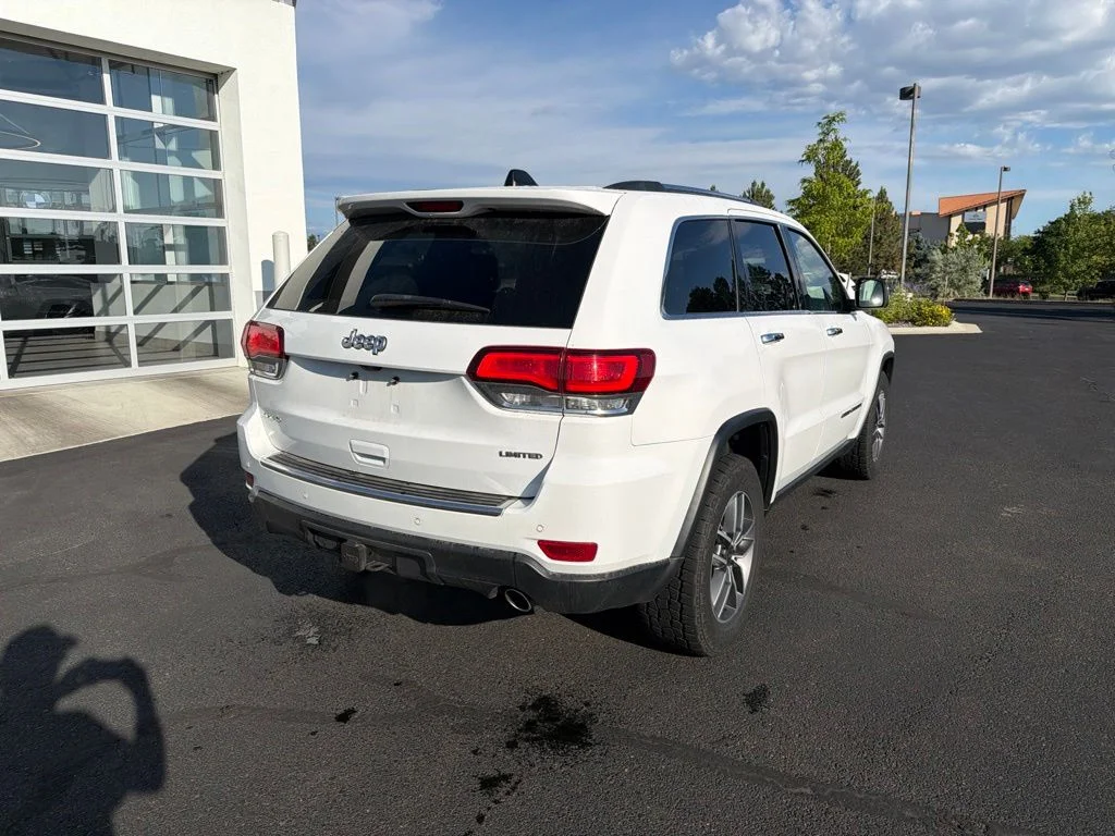Used 2021 White Jeep Limited image 5
