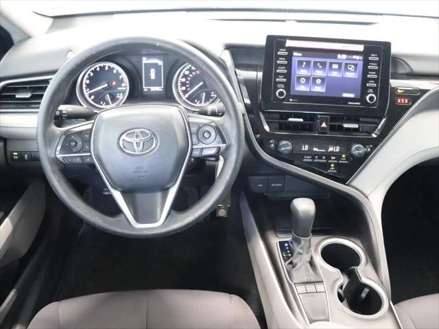 2024 Toyota Camry LE - Photo 11