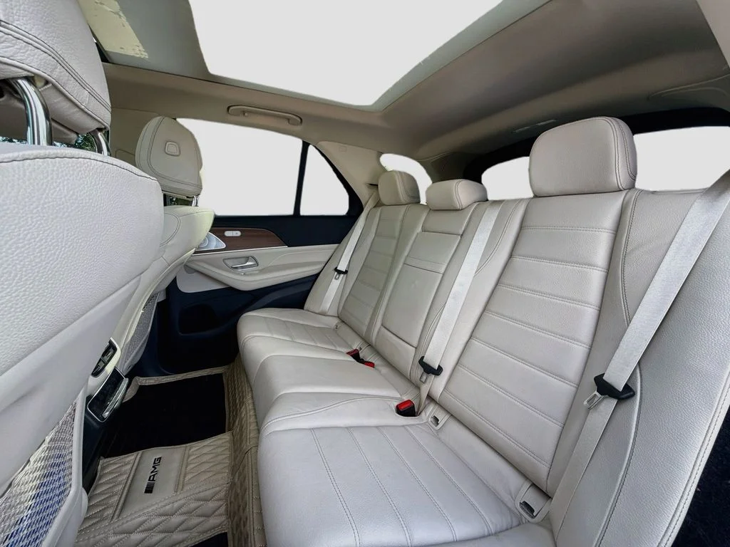 Used 2023  Mercedes-Benz GLE 580 image 29
