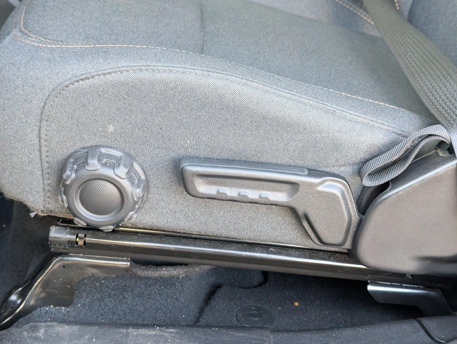 Used 2026 Anvil Clearcoat Jeep Sahara image 18