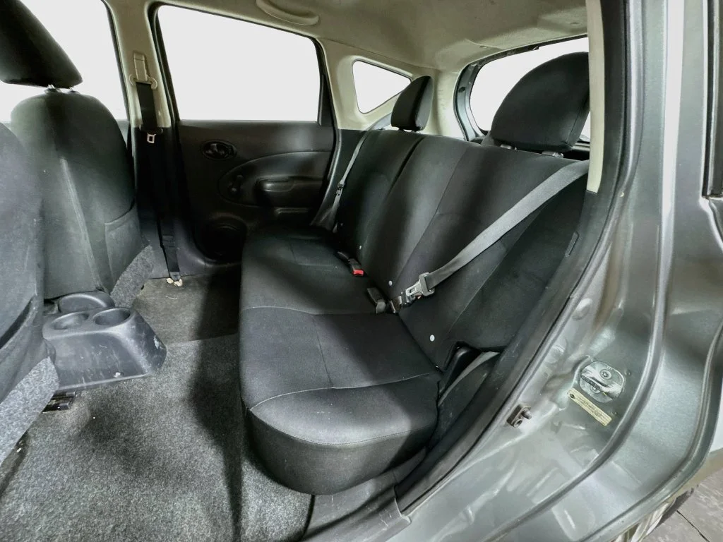 Used 2014 Gray Nissan S image 26