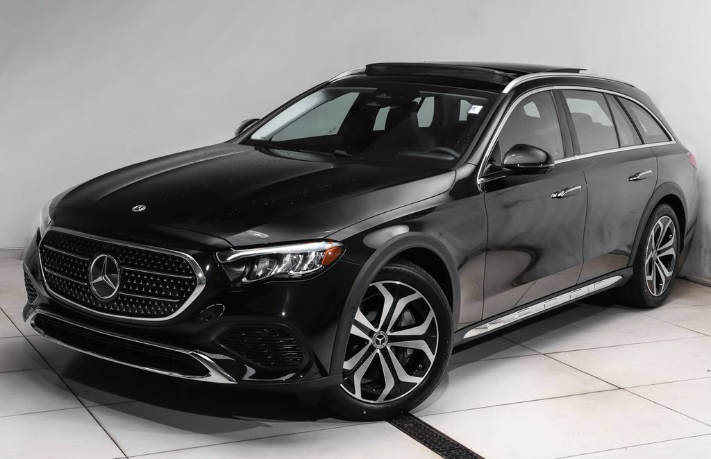 New 2026 Obsidian Black Metallic Mercedes-Benz E 450 image 17