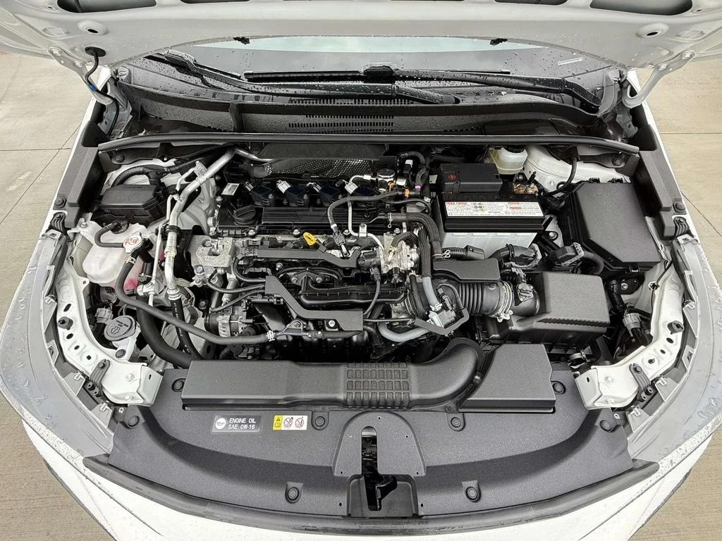 Used 2021 White Toyota SE image 13