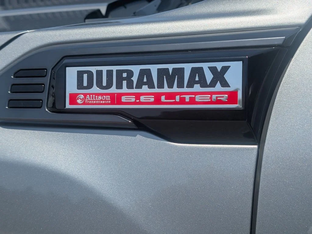 Used 2025 Silver GMC AT4 image 14