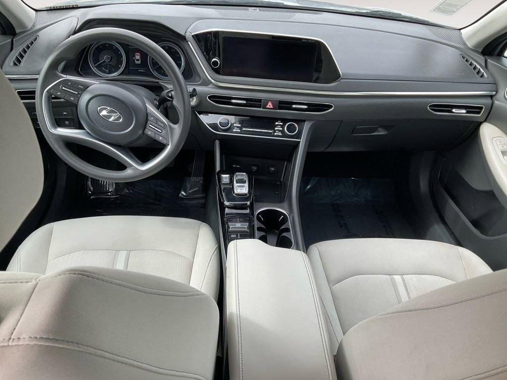 Used 2023 Silver Hyundai SEL image 30