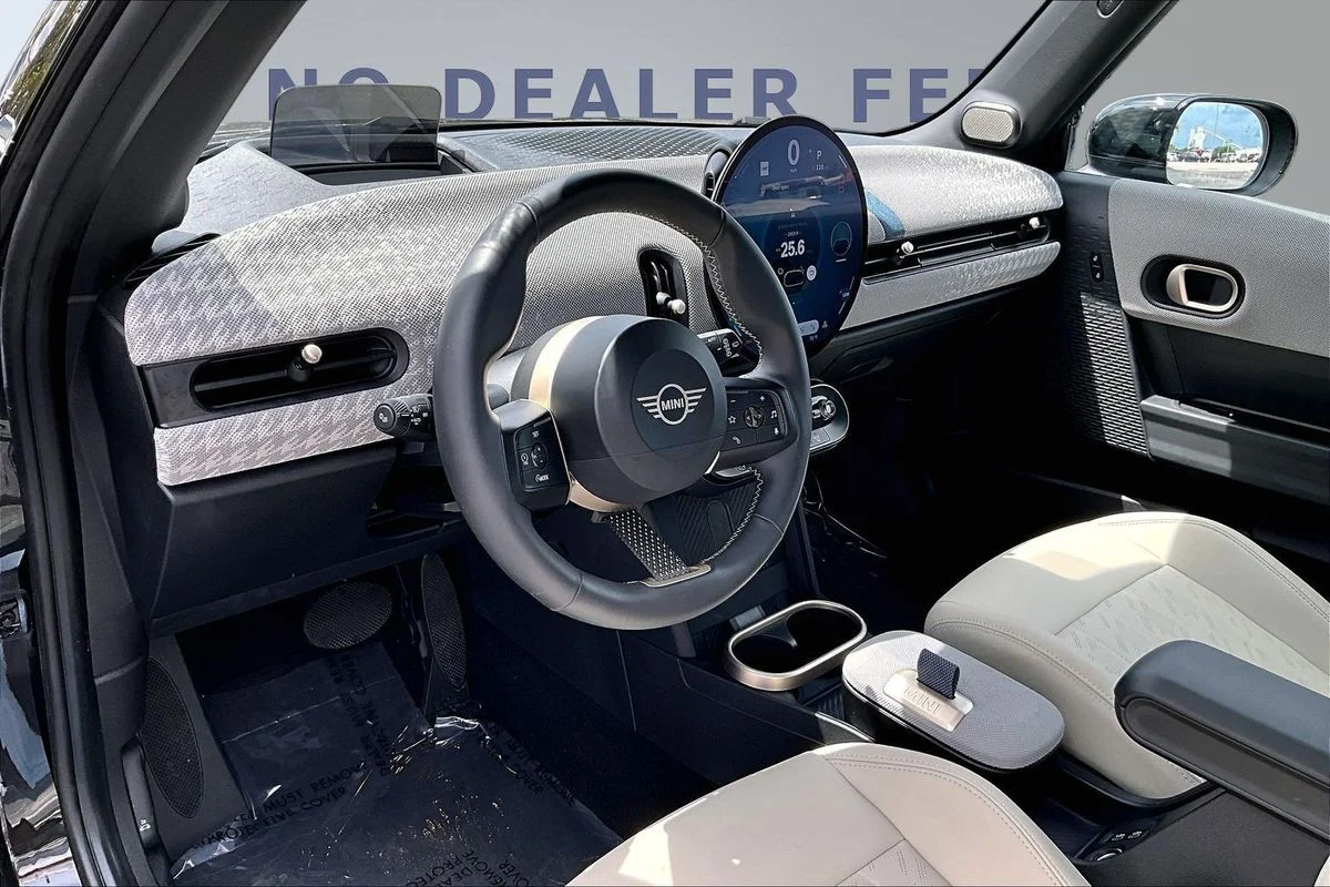 Used 2025  MINI Cooper S image 17