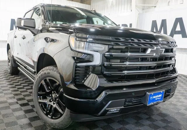 2026 Chevrolet Silverado 1500 High Country - Photo 1
