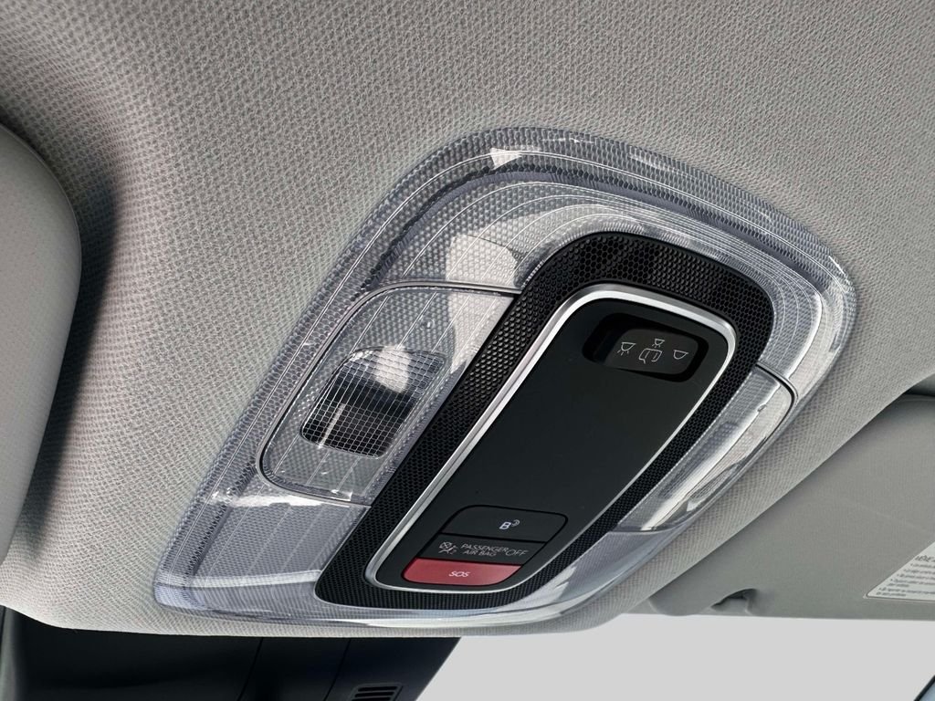 Used 2025 Gray Hyundai SE image 29
