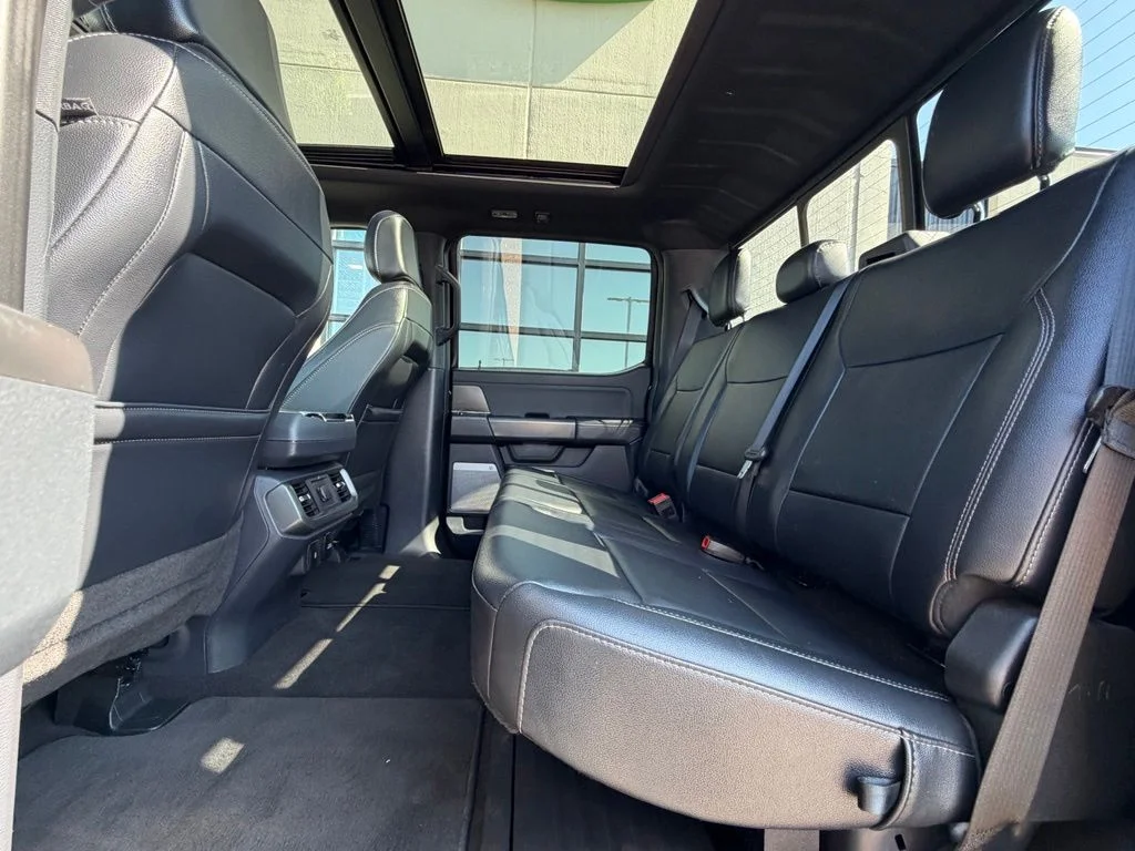 Used 2024 Black Ford XLT image 21