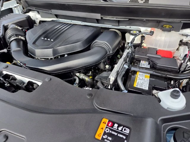 Used 2026 White Chevrolet LT image 24