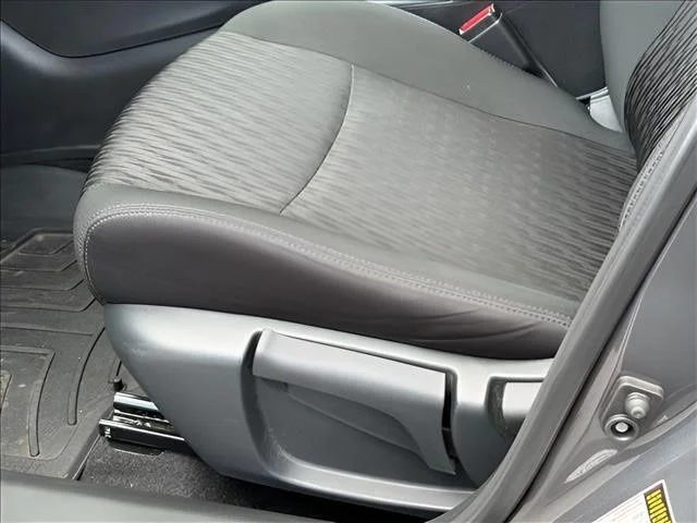 Used 2019 Gray Nissan S image 15