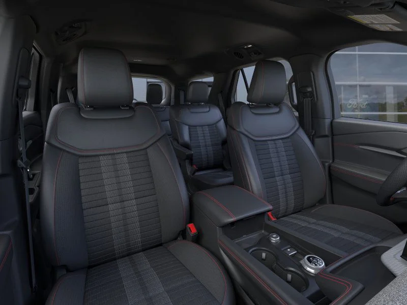New 2026 Space White Metallic Ford ST-Line image 10