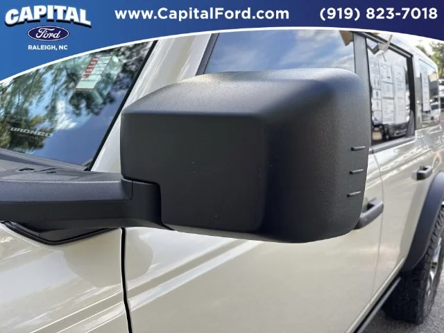 Used 2025 Beige Ford Badlands image 12