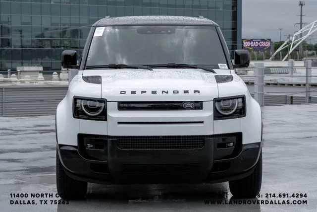 New 2026 Fuji White Land Rover X-Dynamic SE image 5