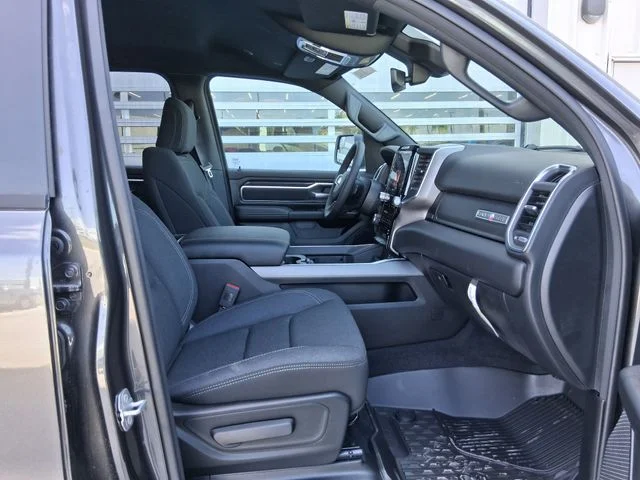 New 2026 Granite Crystal Metallic Clear-Coat Exterior Paint RAM Big Horn/Lone Star image 25
