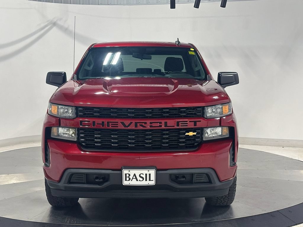 Used 2019 CAJUN RED TINTCOAT Chevrolet Custom image 9