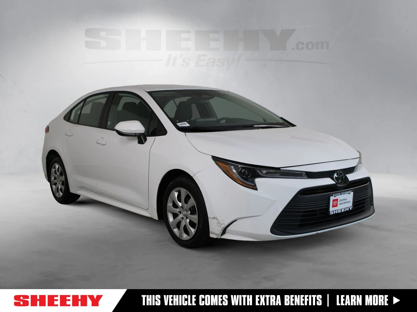 Used 2025 White Toyota LE image 1