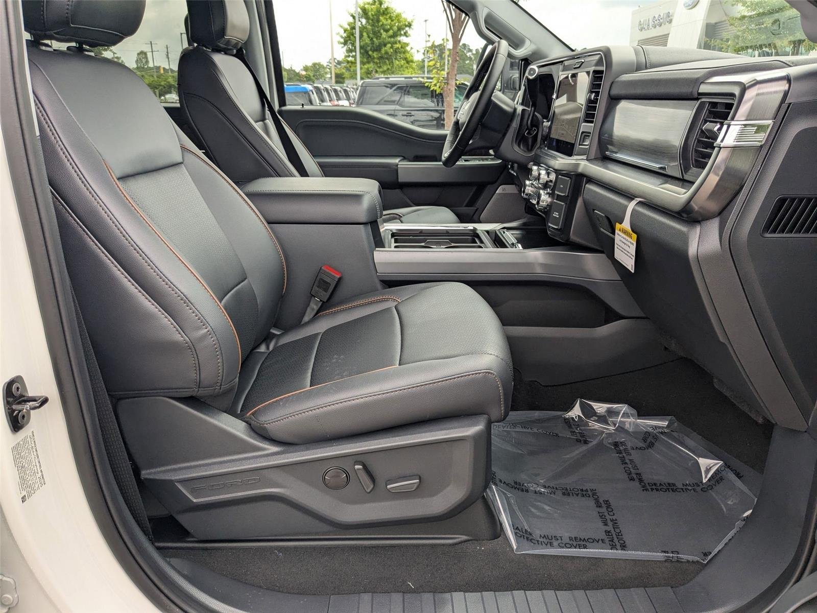 2025 Ford F-350 Super Duty Lariat - Photo 38