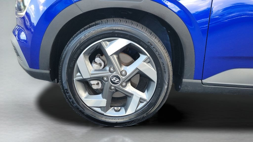 2025 Hyundai Venue Limited - Photo 25