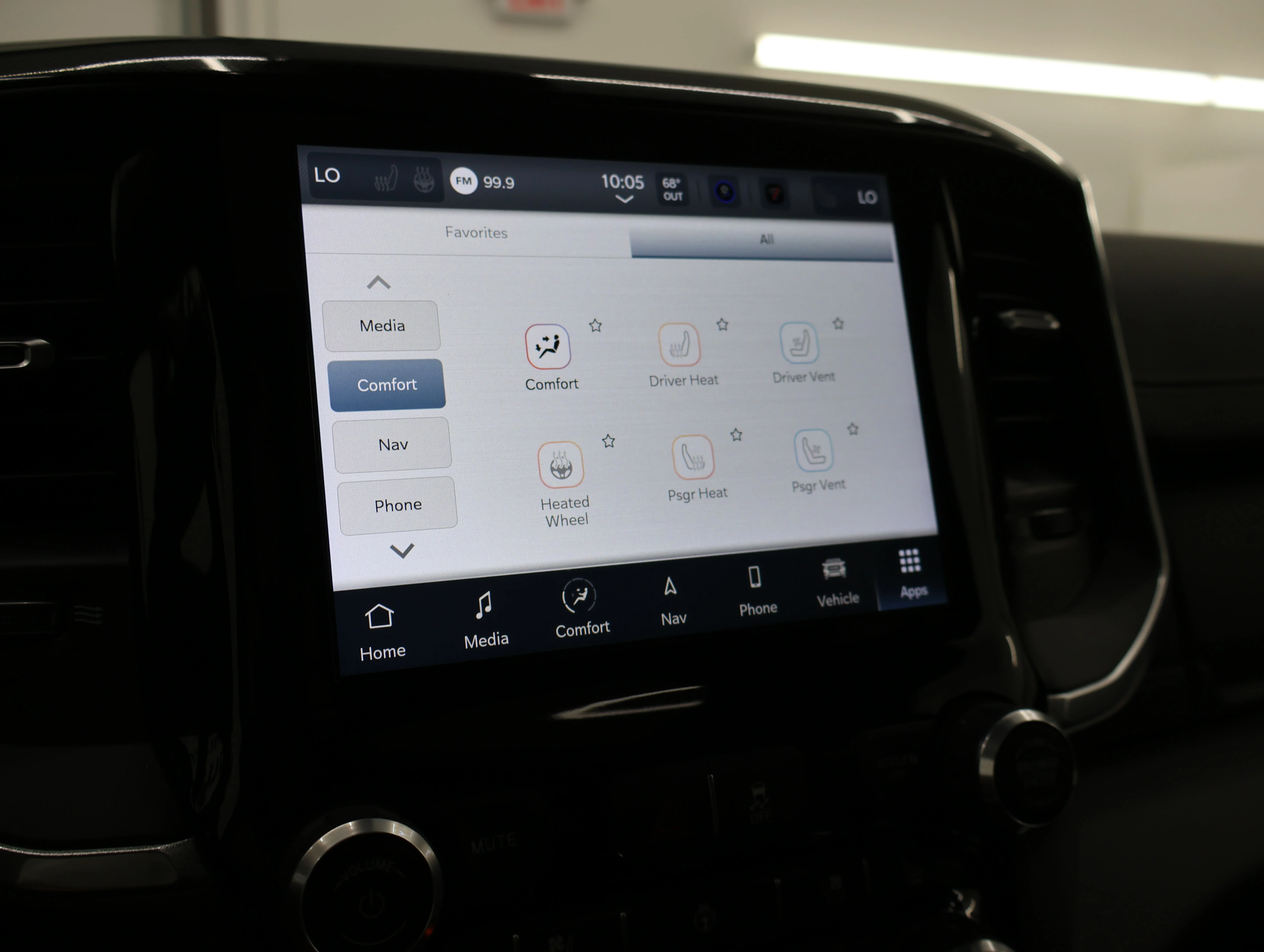 Used 2022 Pearl White Ram Laramie image 69