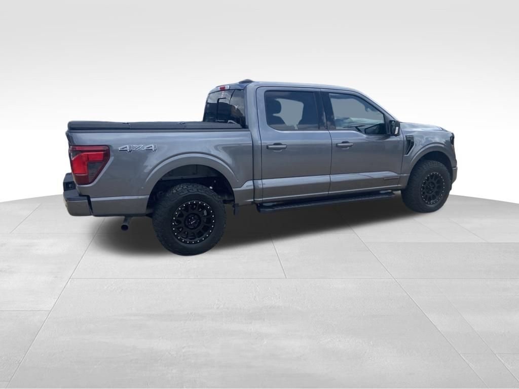 Used 2024 Gray Ford XLT image 16