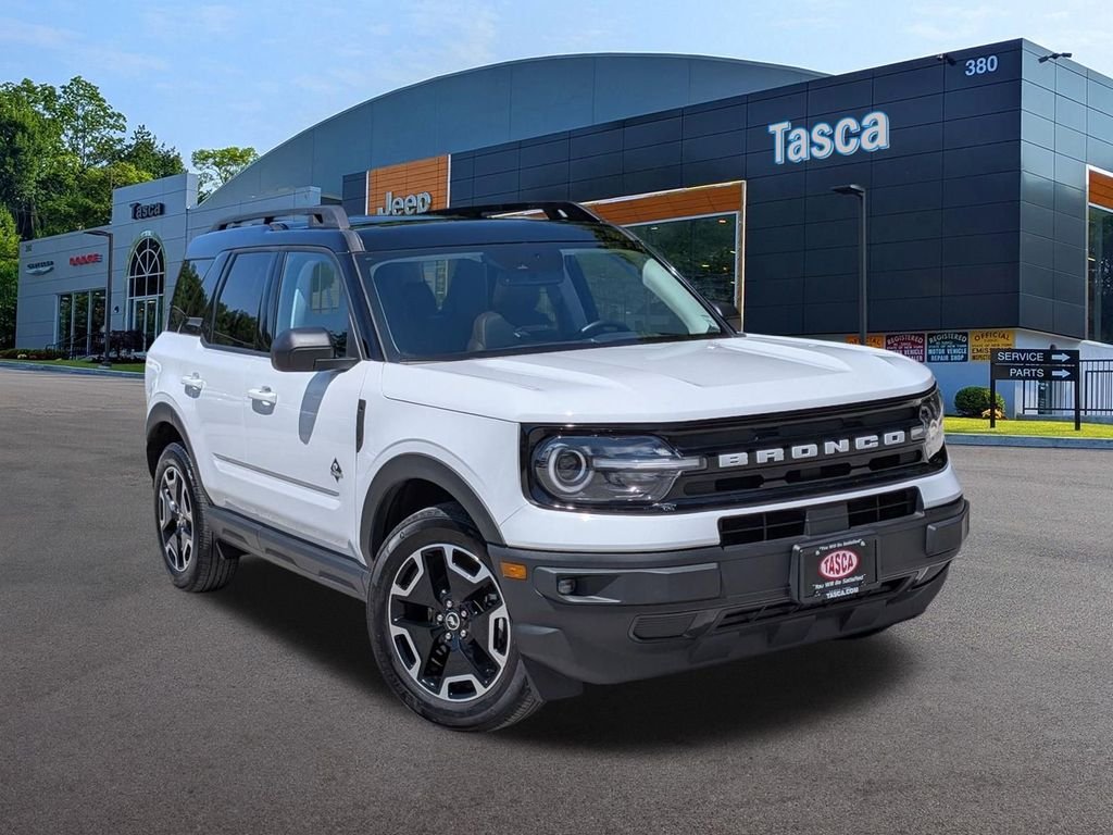 2023 Ford Bronco Sport Outer Banks 4X4's photo