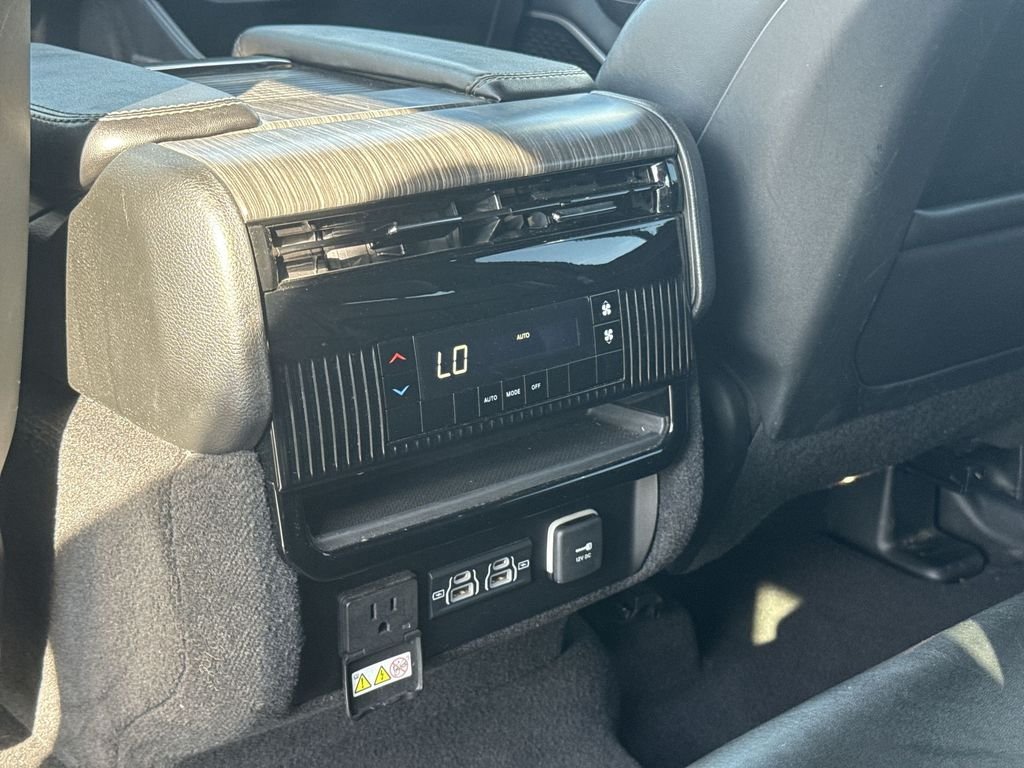 Used 2023 Black Jeep Series II image 20
