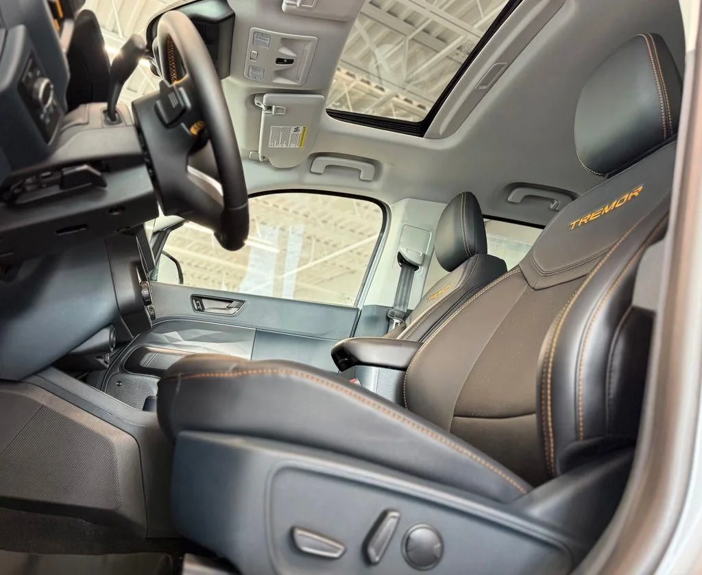 New 2026 White Ford Tremor image 15