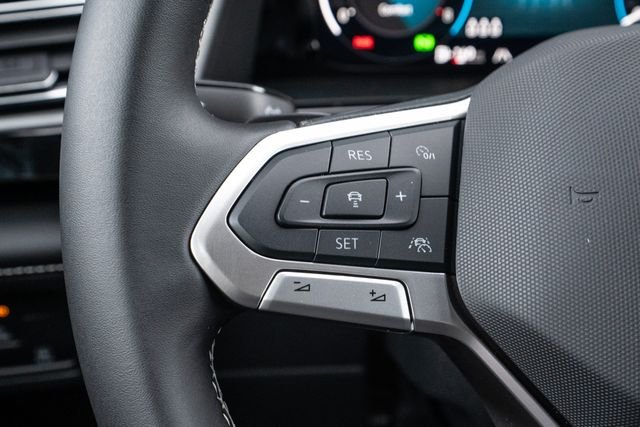 2026 Volkswagen Atlas Cross Sport SE w/Tech - Photo 18