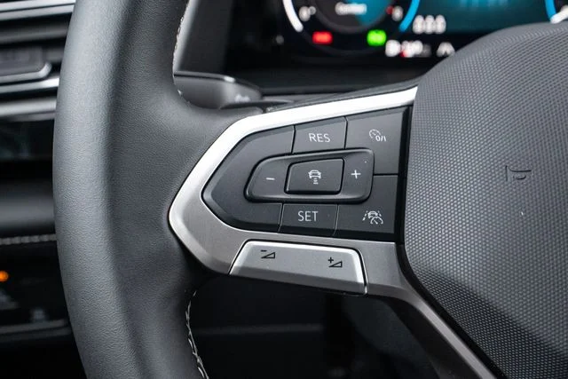 2026 Volkswagen Atlas Cross Sport SE w/Tech - Photo 18